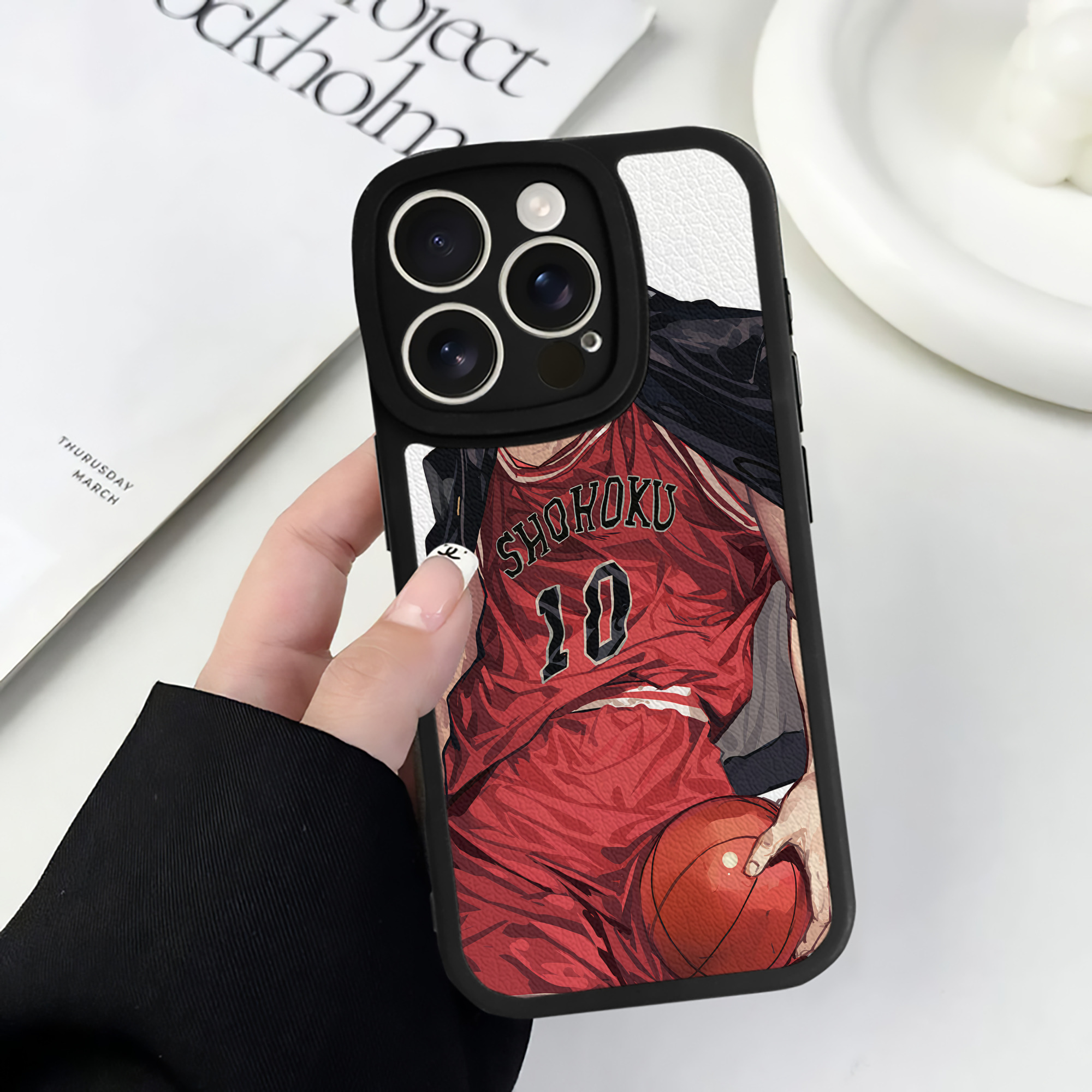 （画像用） SLAM DUNK／スラムダンク 【iPhone 16シリーズ対応】シリコンスマホケース（レザー調） 材質：シリコン